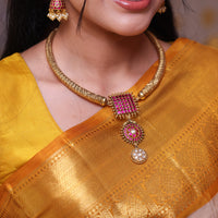 Aaradhya Antique Kundan Kante Necklace