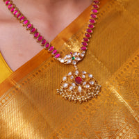 Seeta Kundan Necklace Set