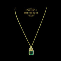 Zariya Emerald Polki Pendant Set