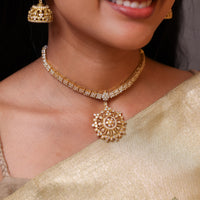 Svarnalakshmi Kasumala with Vintage Attigai