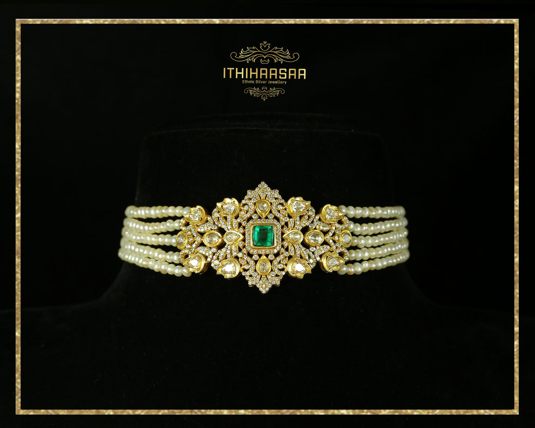 Semi Precious Uncut Polki choker with emerald stone in he center made with 92.5 silver