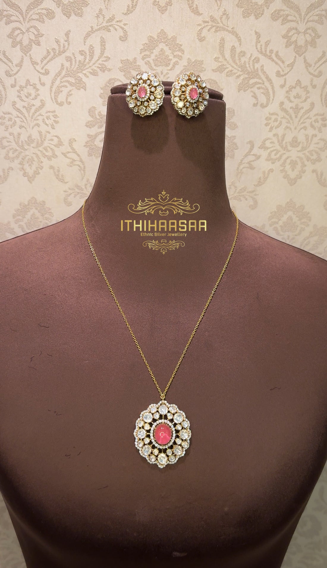 Zara Polki Pendant Set