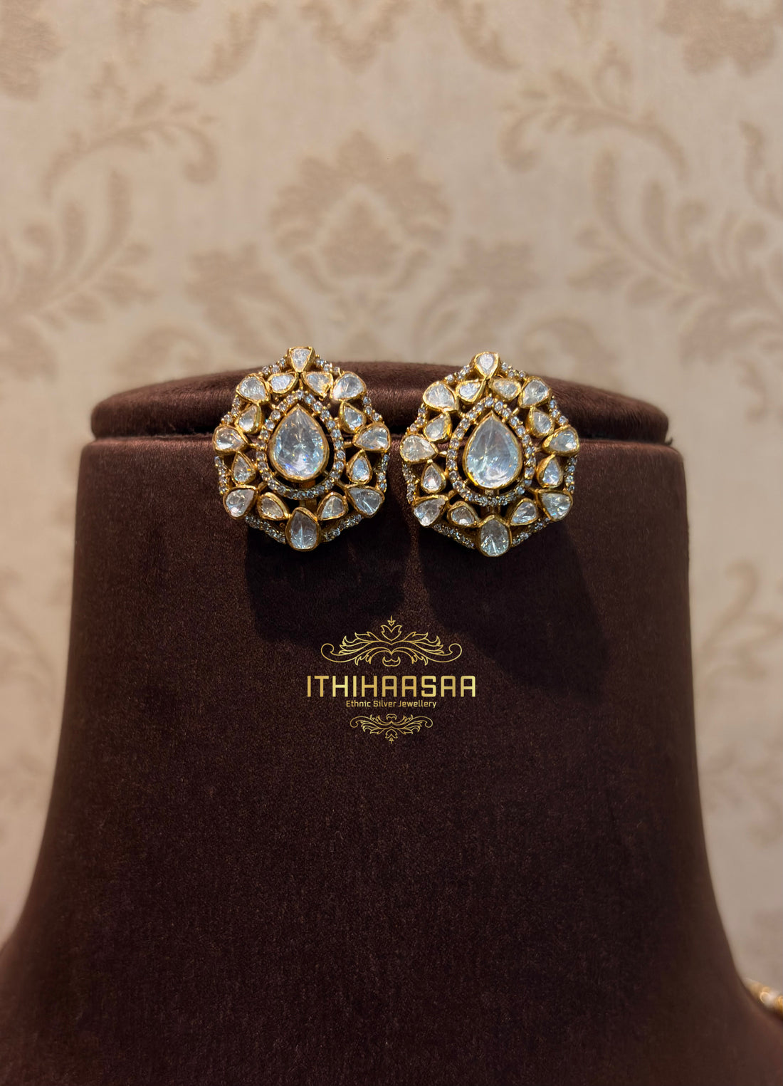 Vihana Uncut Polki Layered Pearl Haar Set