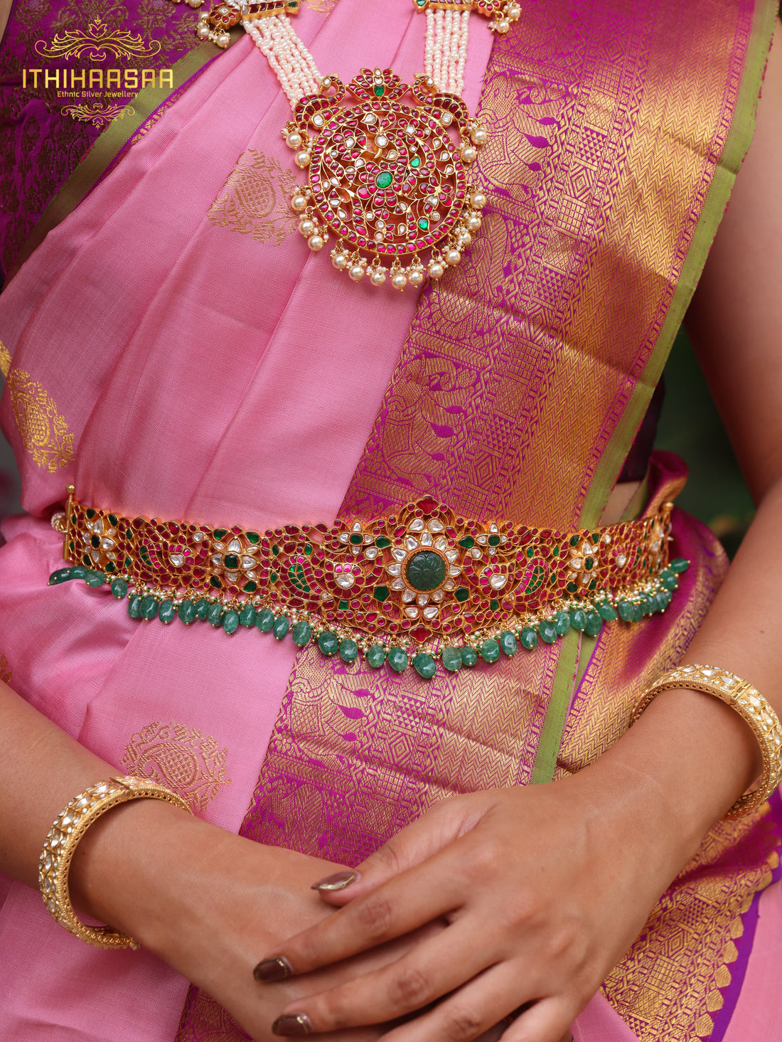 Anamika Antique Kundan Bridal Set