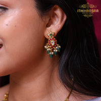 Vanya 2-in-1 Reversible Kundan Mango Hasli Necklace