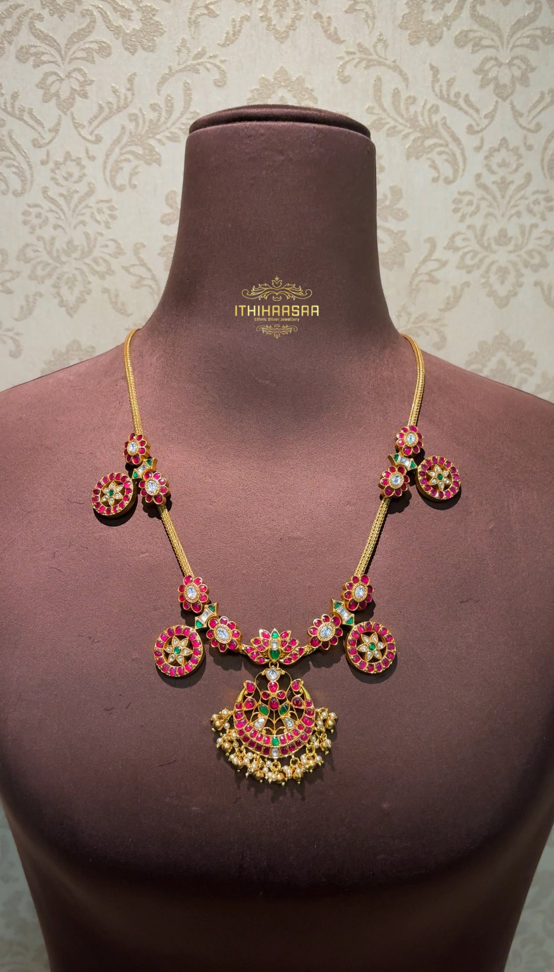 Antique kundan bottu mala necklace made in 92.5 silver by ithihaasaa