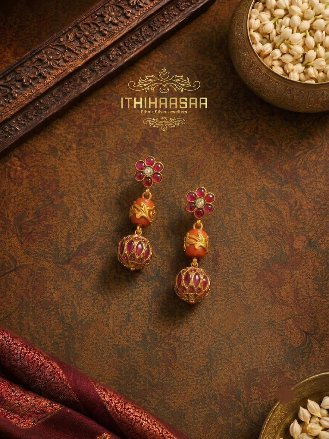 Mira Antique Coral necklace
