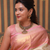Keshika Statement Kundan Necklace Set
