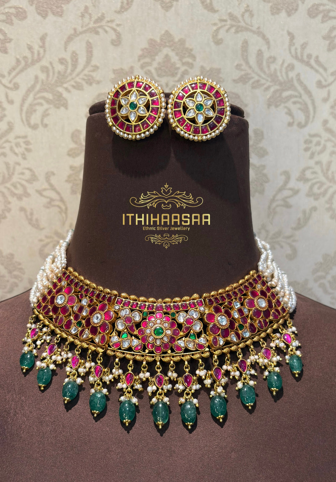 Anvitha - Grand Kundan Pearl Choker
