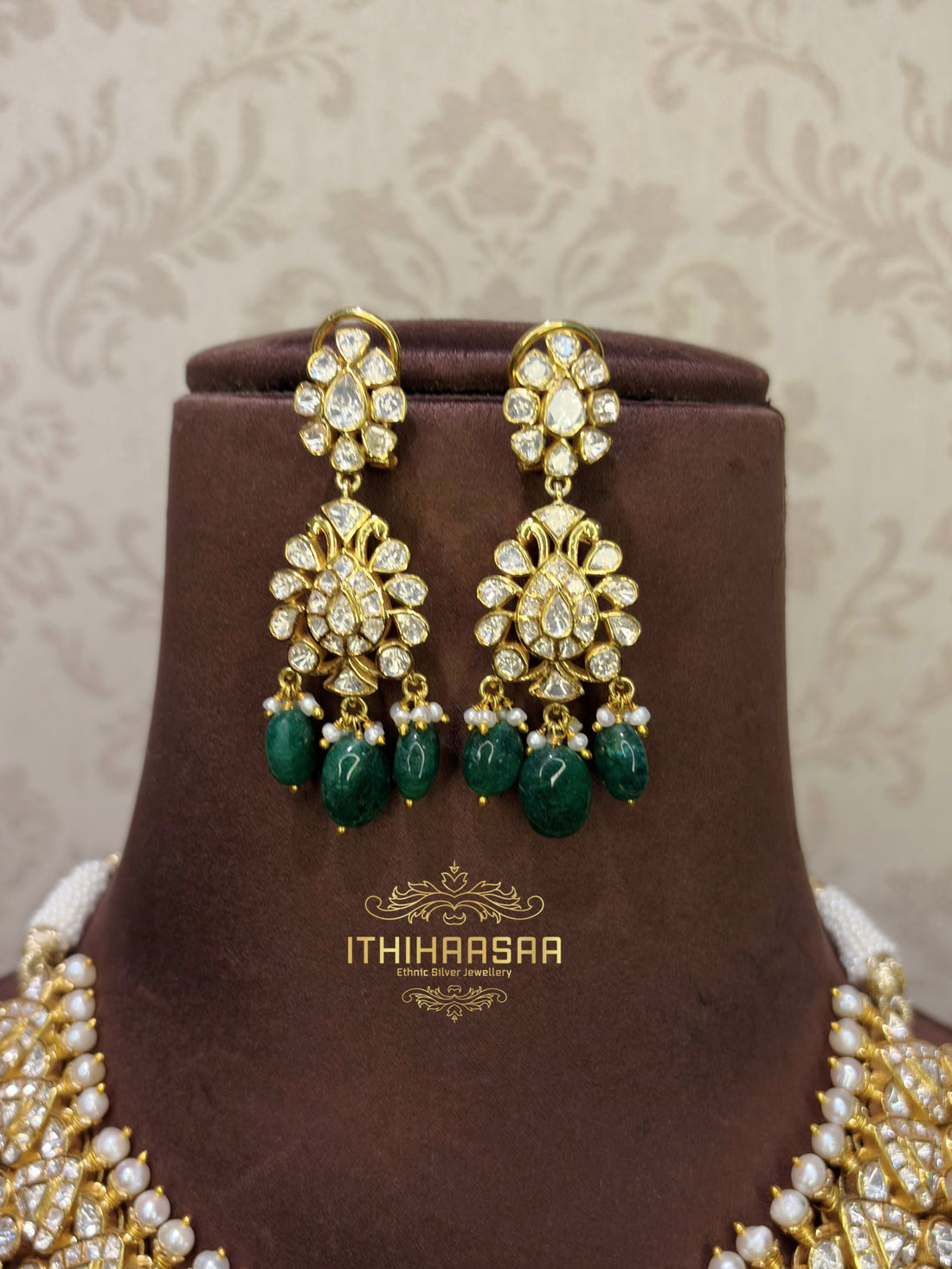 Anvika Uncut Polki Choker