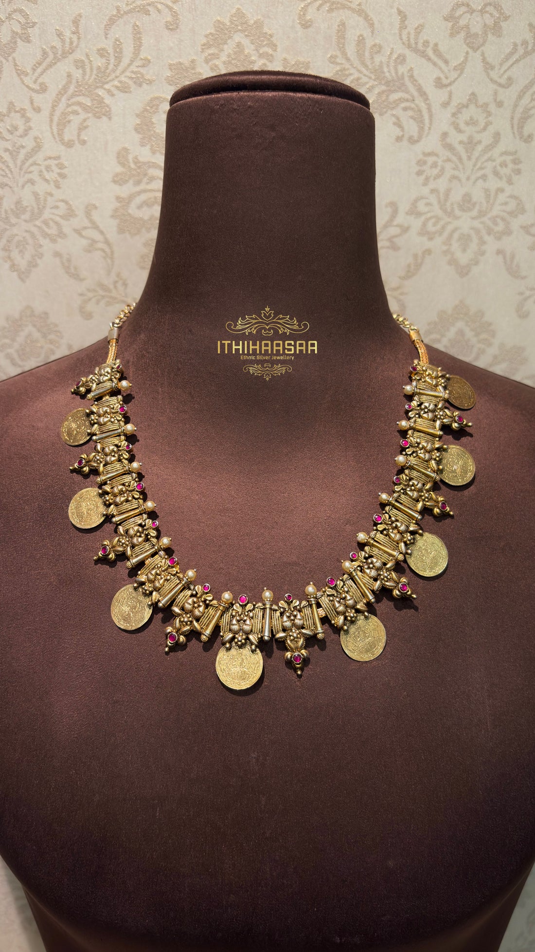Vedhika Goddess Lakshmi Antique Kasu Mala