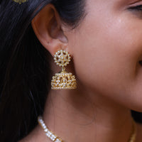 Svarnalakshmi Kasumala with Vintage Attigai