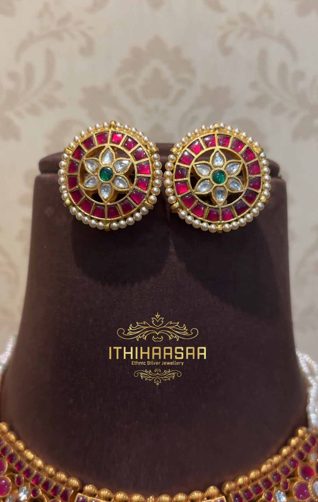 Anvitha - Grand Kundan Pearl Choker