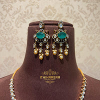 Aarohi Statement Victorian Emerald Uncut Polki Jewellery