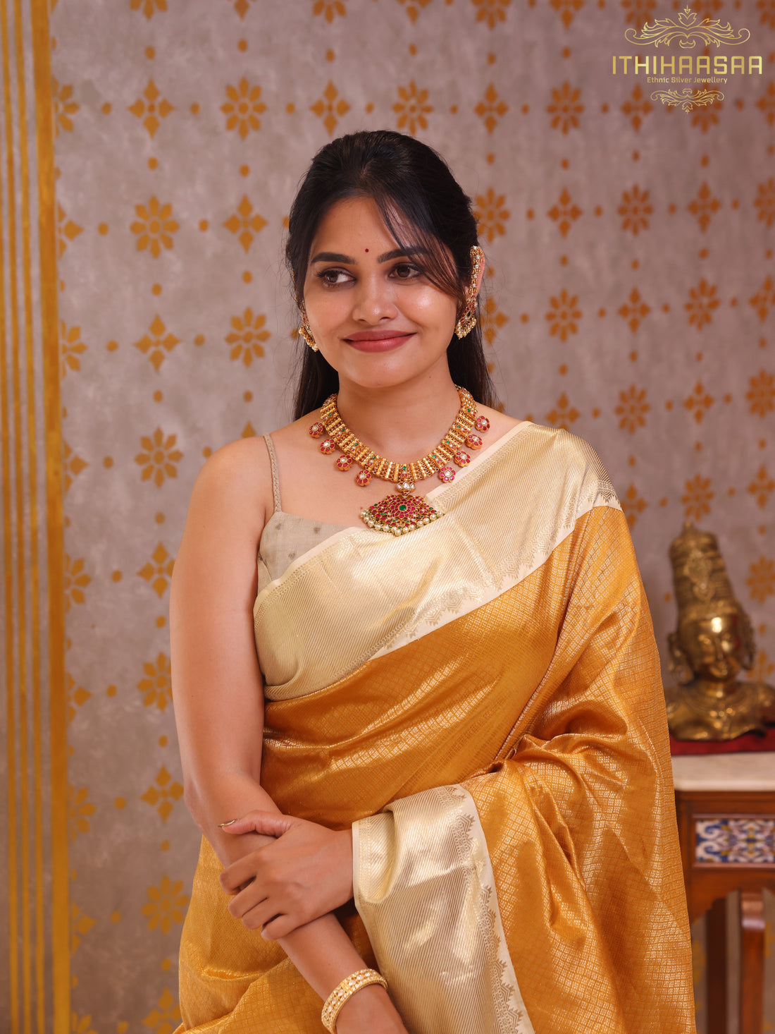 ShriNithi 2-in-1 Antique Reversible Kundan Necklace