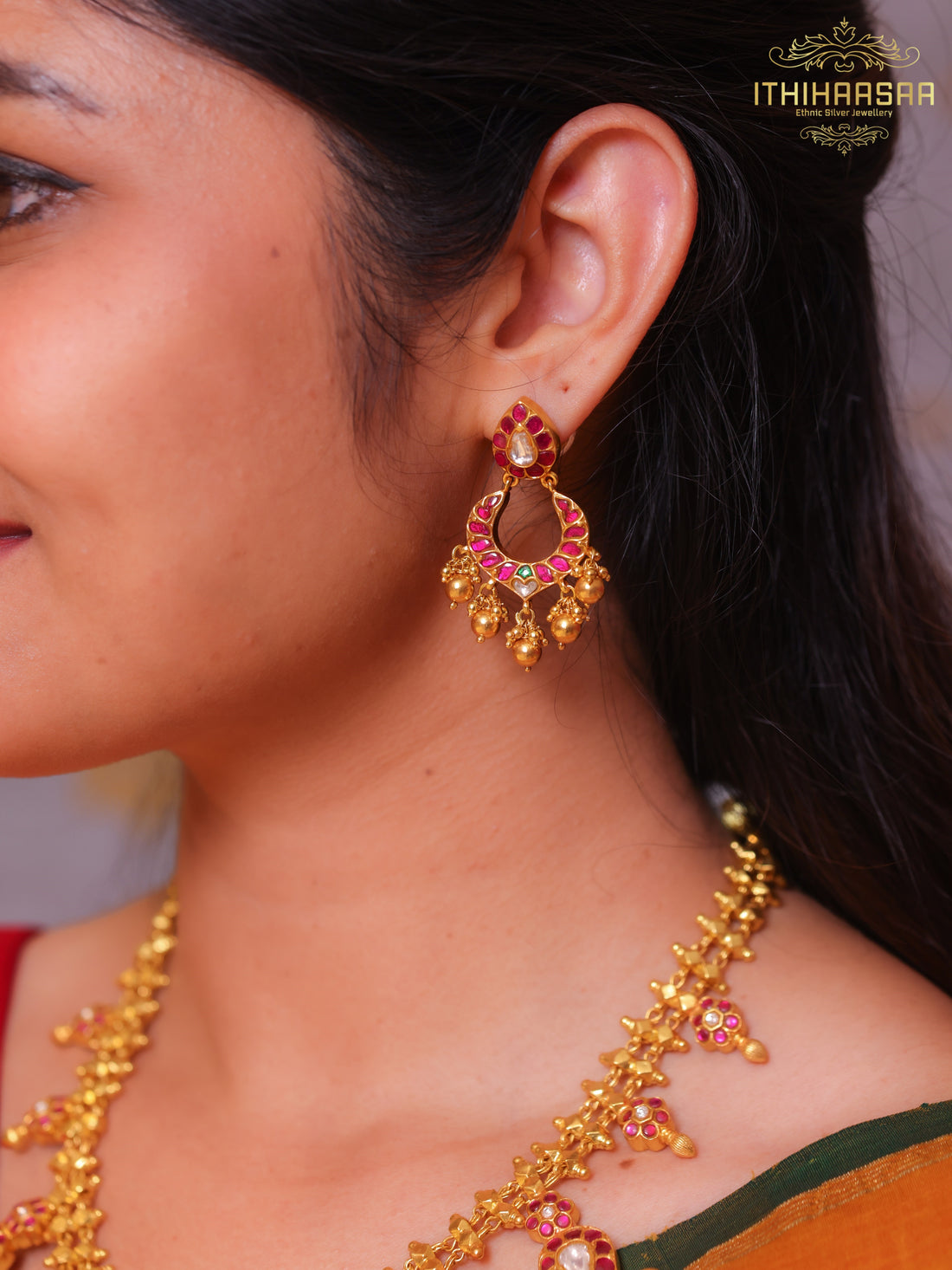 Aadhya Timeless 2-in-1 Reversible Kundan Mango Necklace