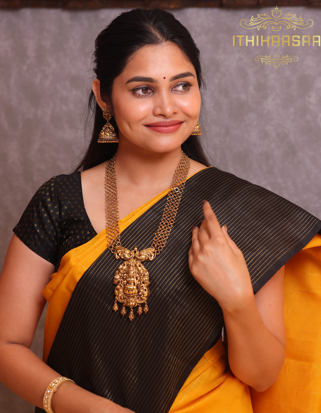 Goddess Lakshmi Handmade Antique Nakshi Necklace Set
