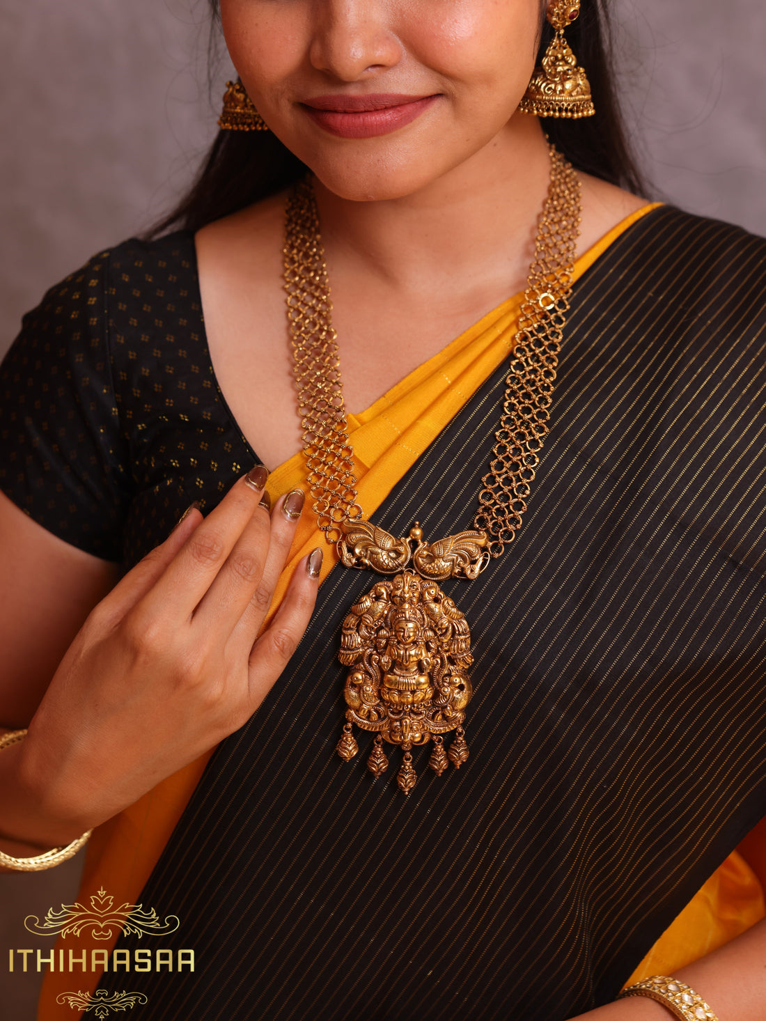 Goddess Lakshmi Handmade Antique Nakshi Necklace Set
