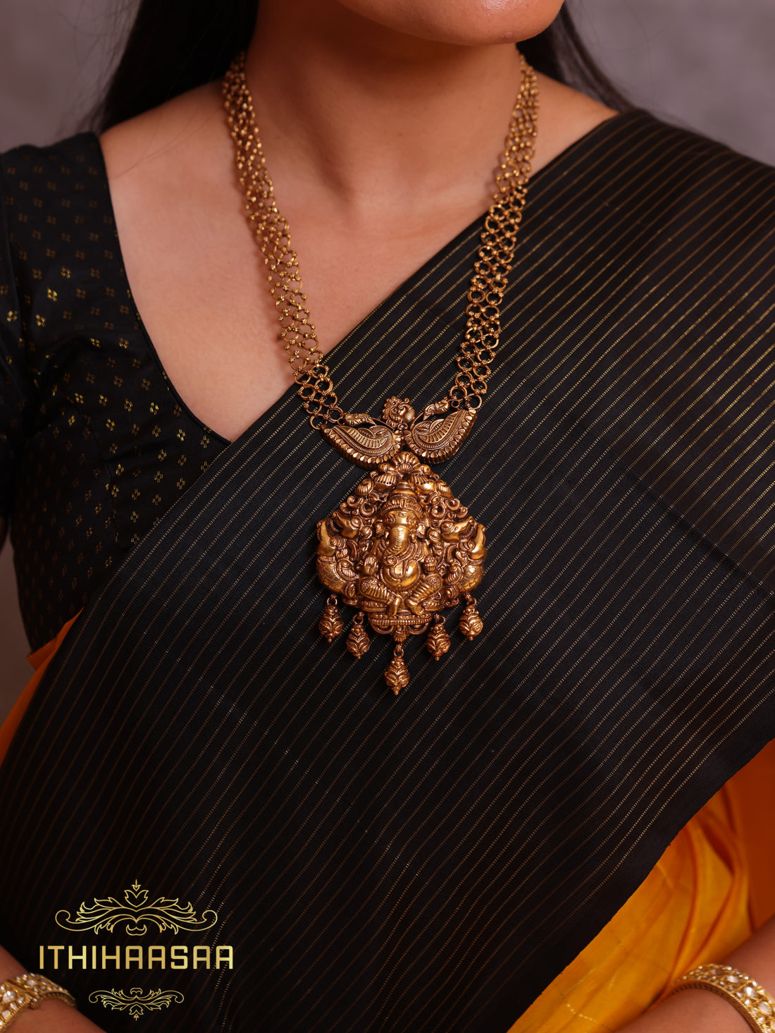 Lord Ganesha Handmade Nakshi Necklace Set