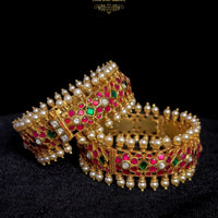 Antique Kundan Bangle