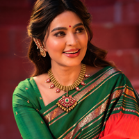 Mahini Grand Antique Kundan Necklace