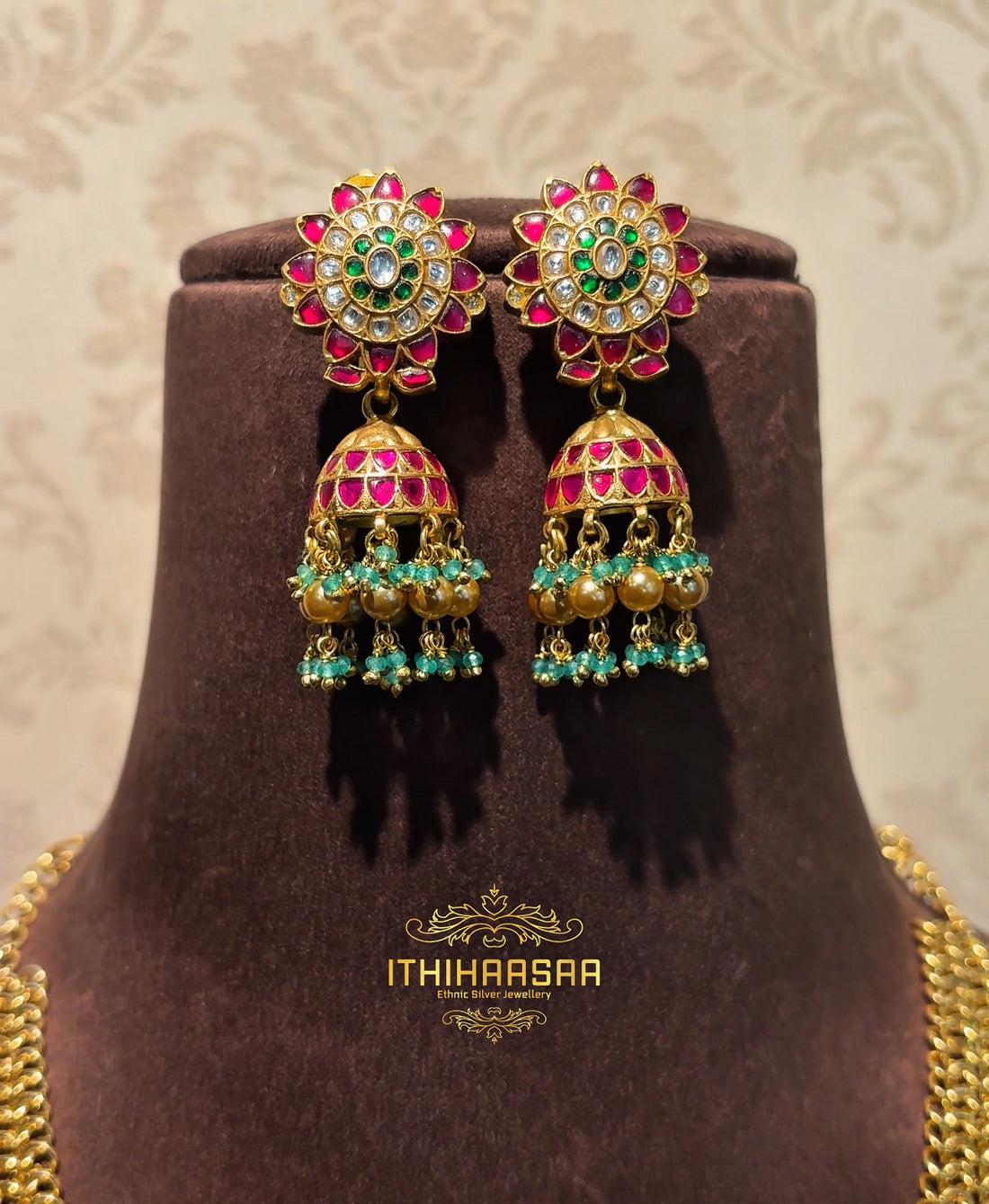 Antique Kundan Pendant